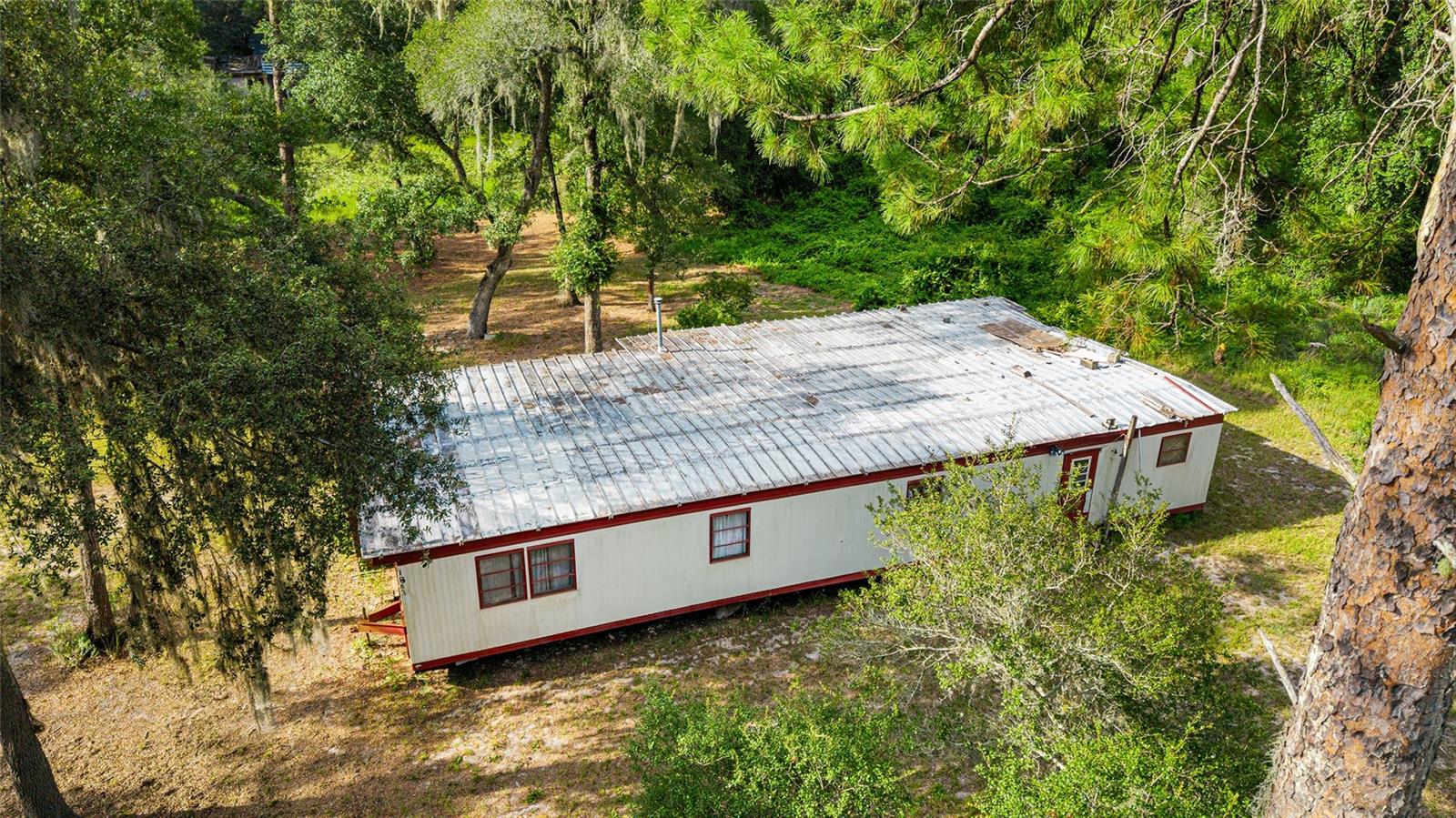 W7877658 Property Photo