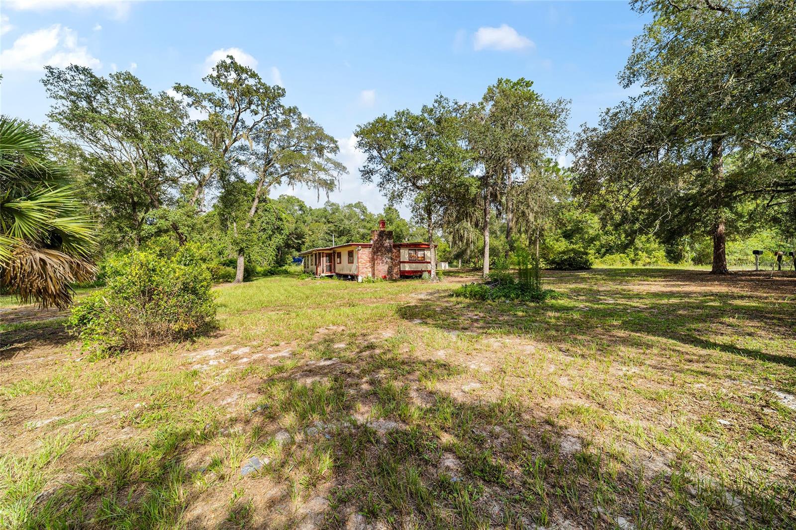 W7877658 Property Photo