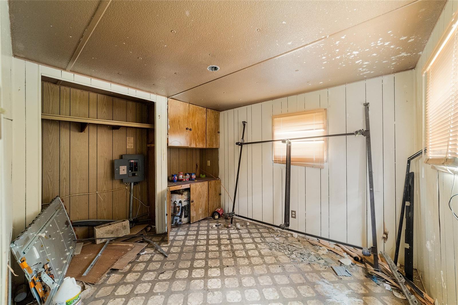 W7877658 Property Photo