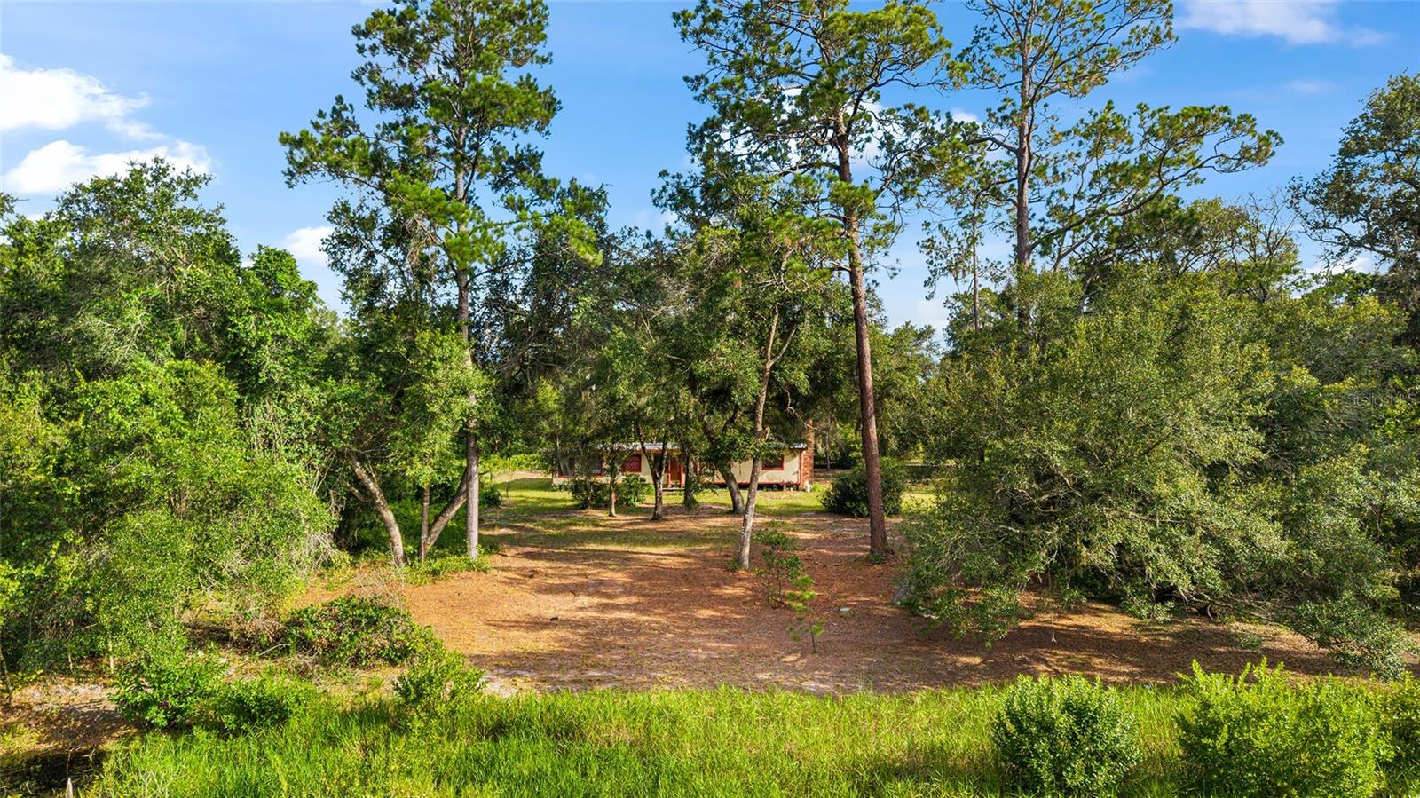 W7877658 Property Photo