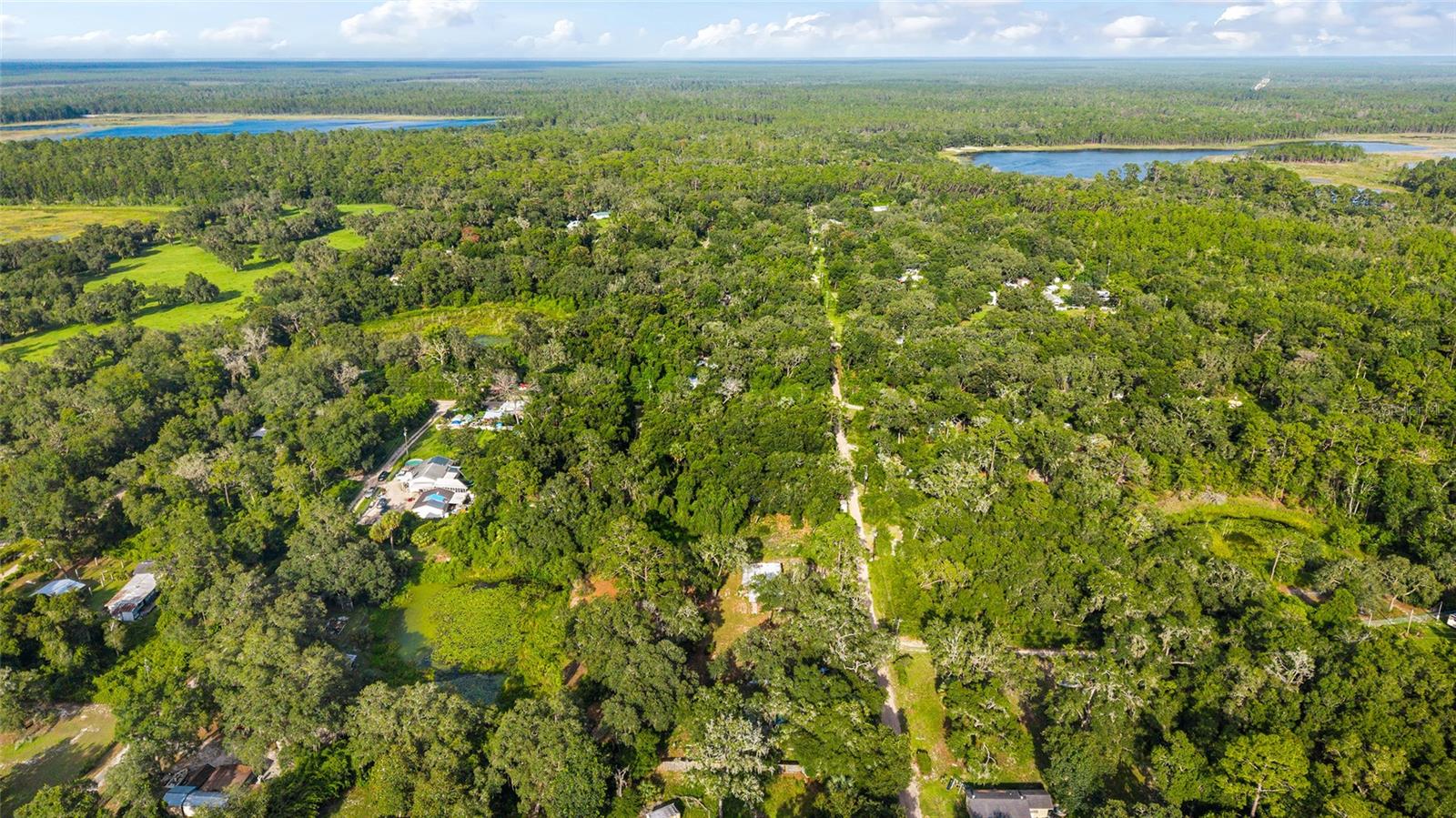 W7877658 Property Photo