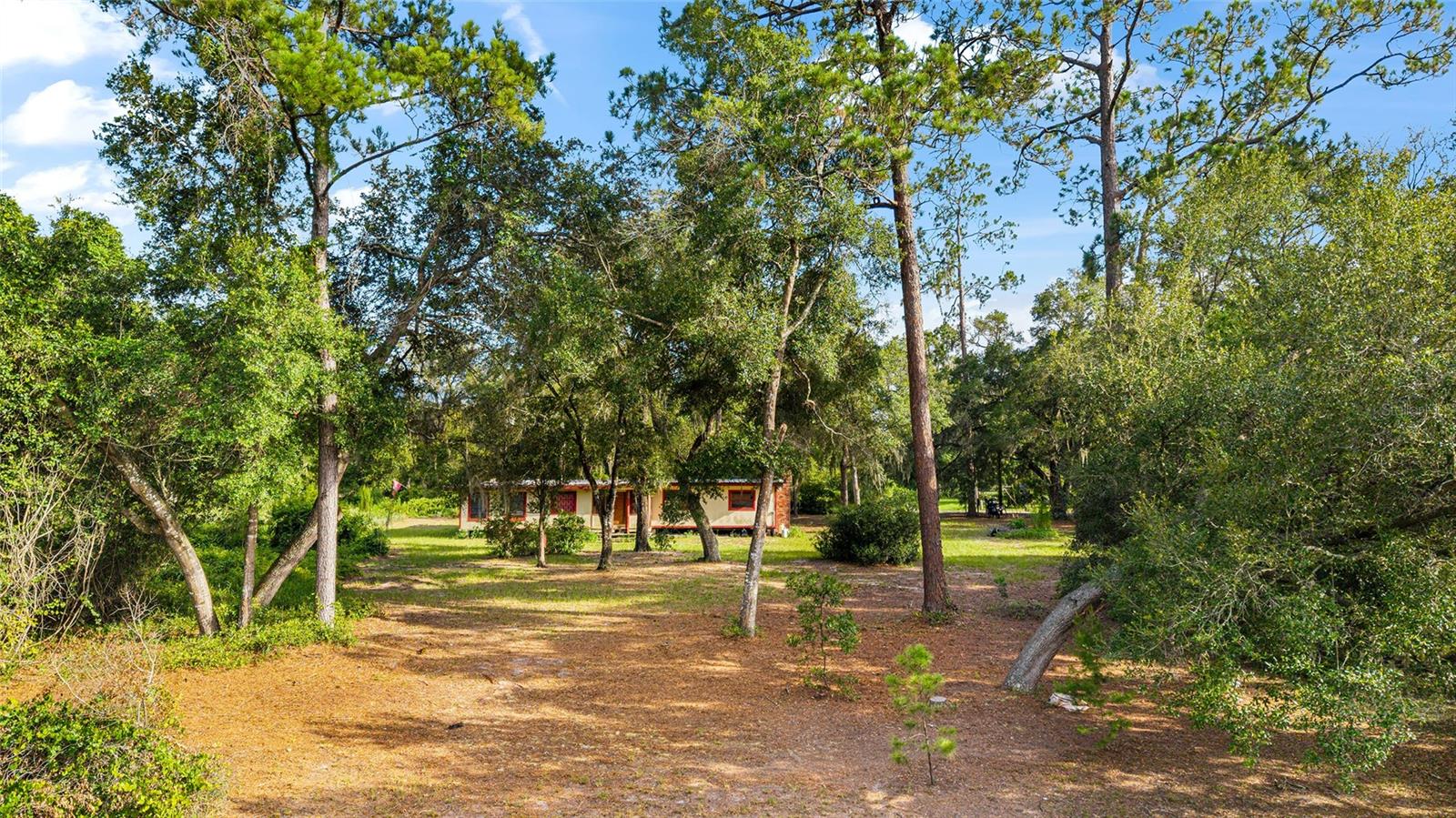 W7877658 Property Photo