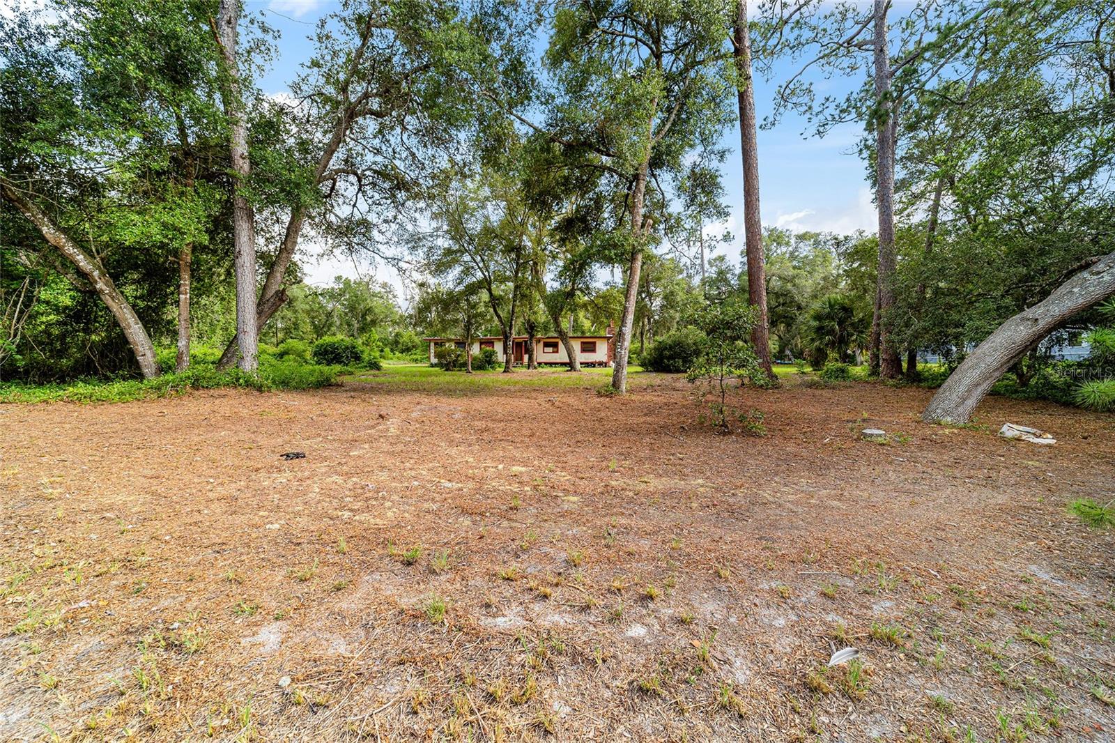 W7877658 Property Photo