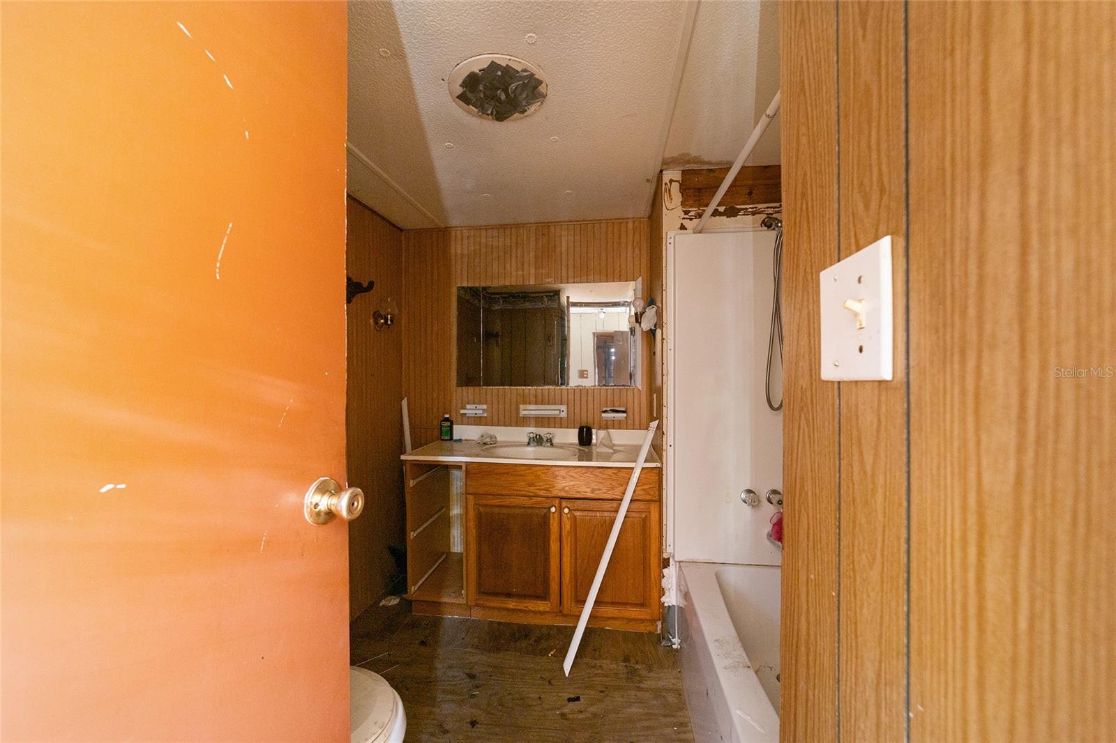 W7877658 Property Photo