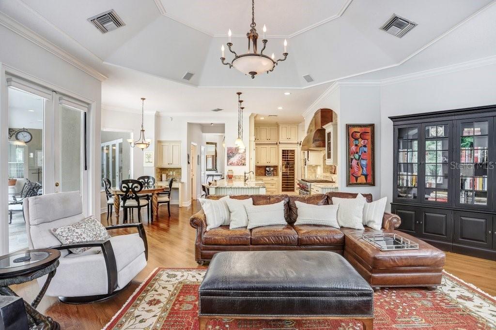 12029 BREWSTER DR, TAMPA, FL, 33626