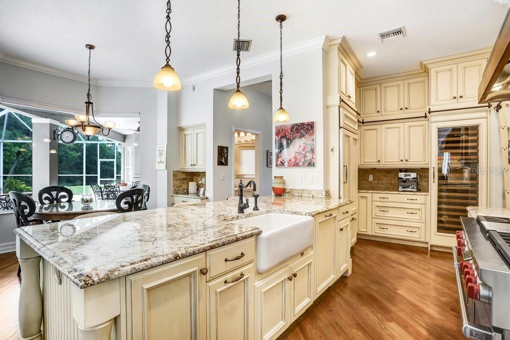 12029 BREWSTER DR, TAMPA, FL, 33626