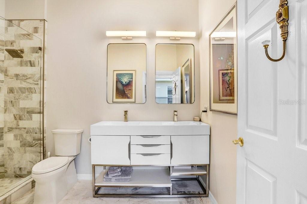 12029 BREWSTER DR, TAMPA, FL, 33626