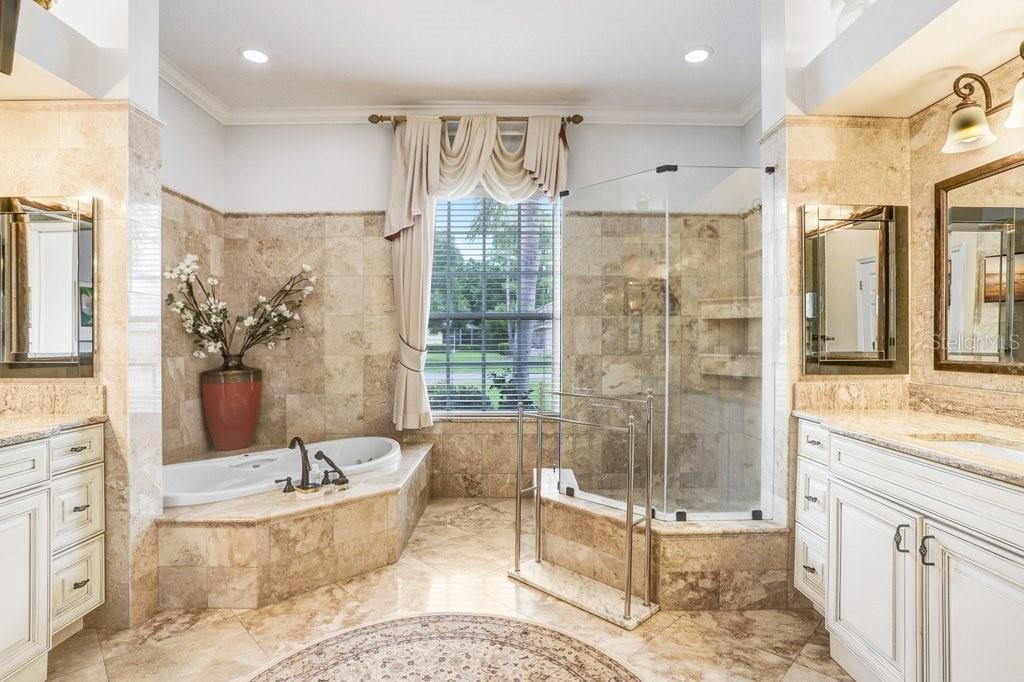 12029 BREWSTER DR, TAMPA, FL, 33626