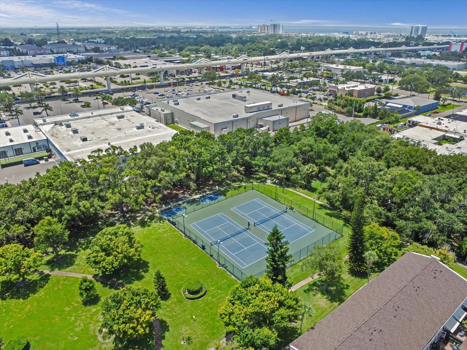 4201 LA PALMA CT, TAMPA, FL, 33611