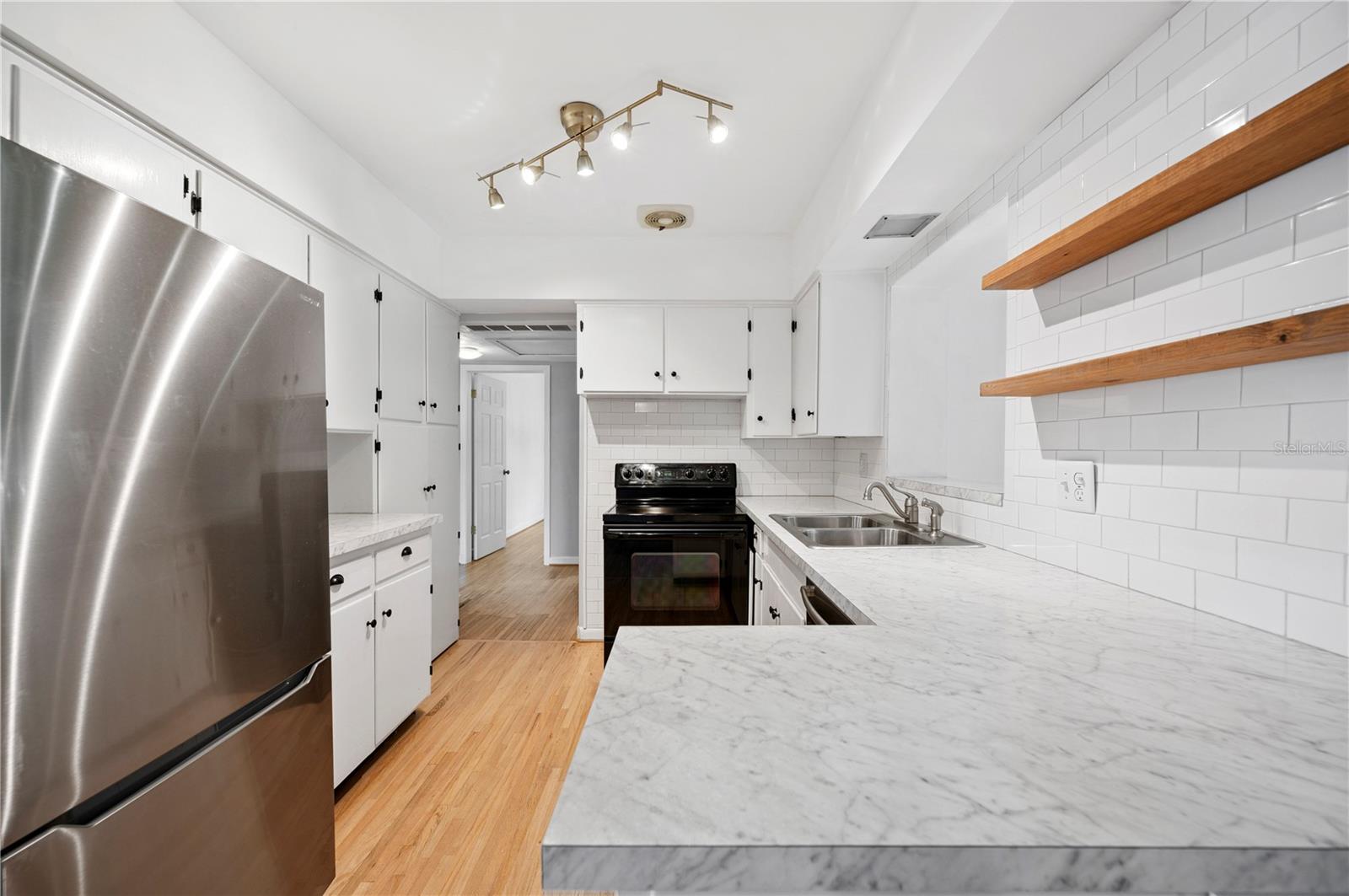 2734 SOUTHINGTON AVE, LAKELAND, FL, 33803