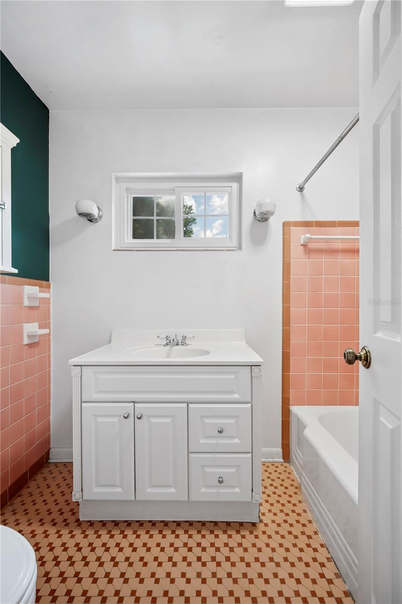 2734 SOUTHINGTON AVE, LAKELAND, FL, 33803