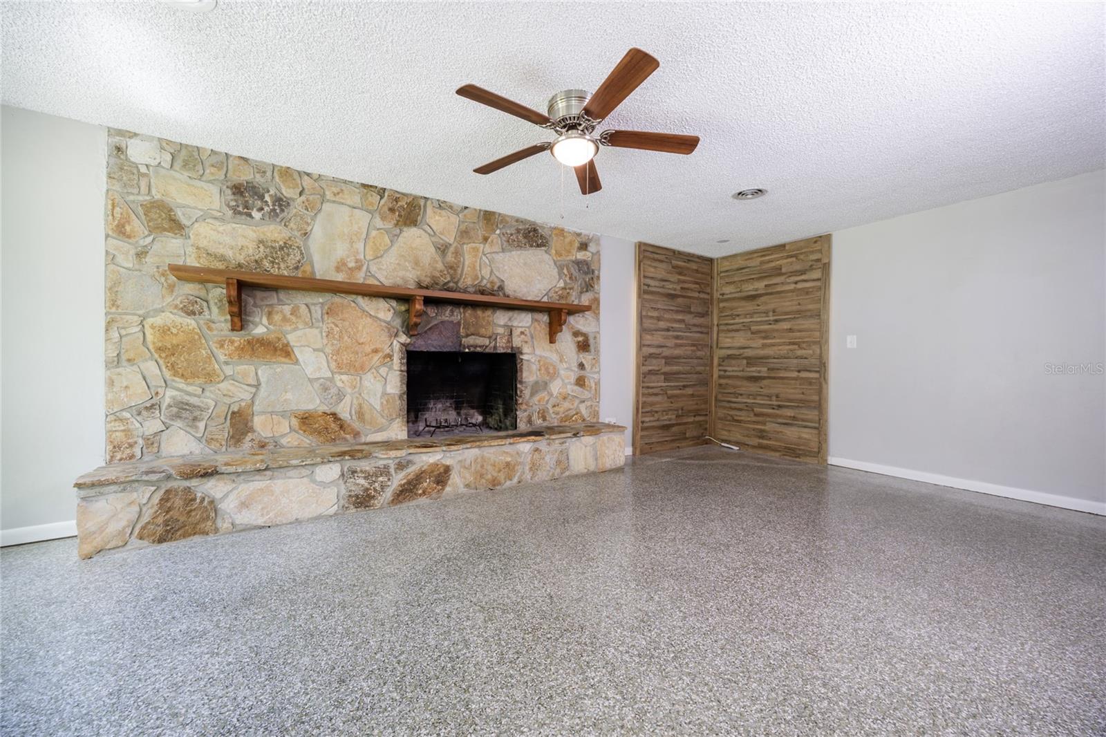 4105 SW 20TH TER, GAINESVILLE, FL, 32608