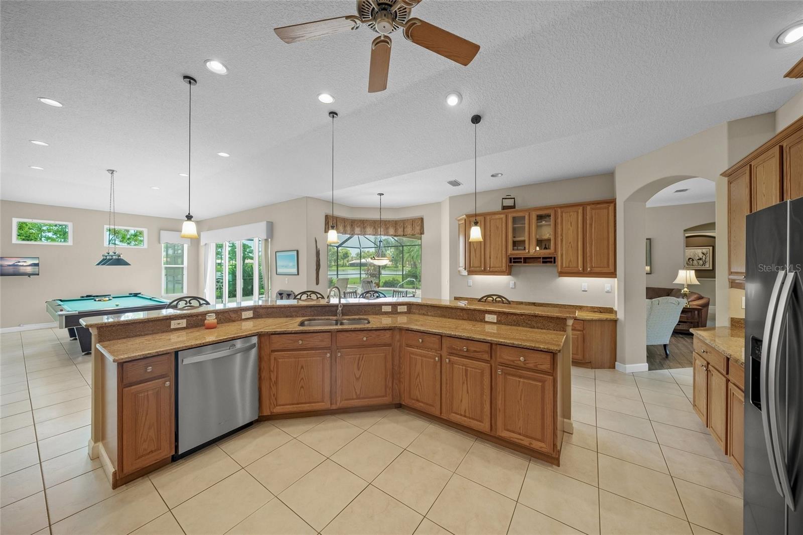 A4660211 Property Photo