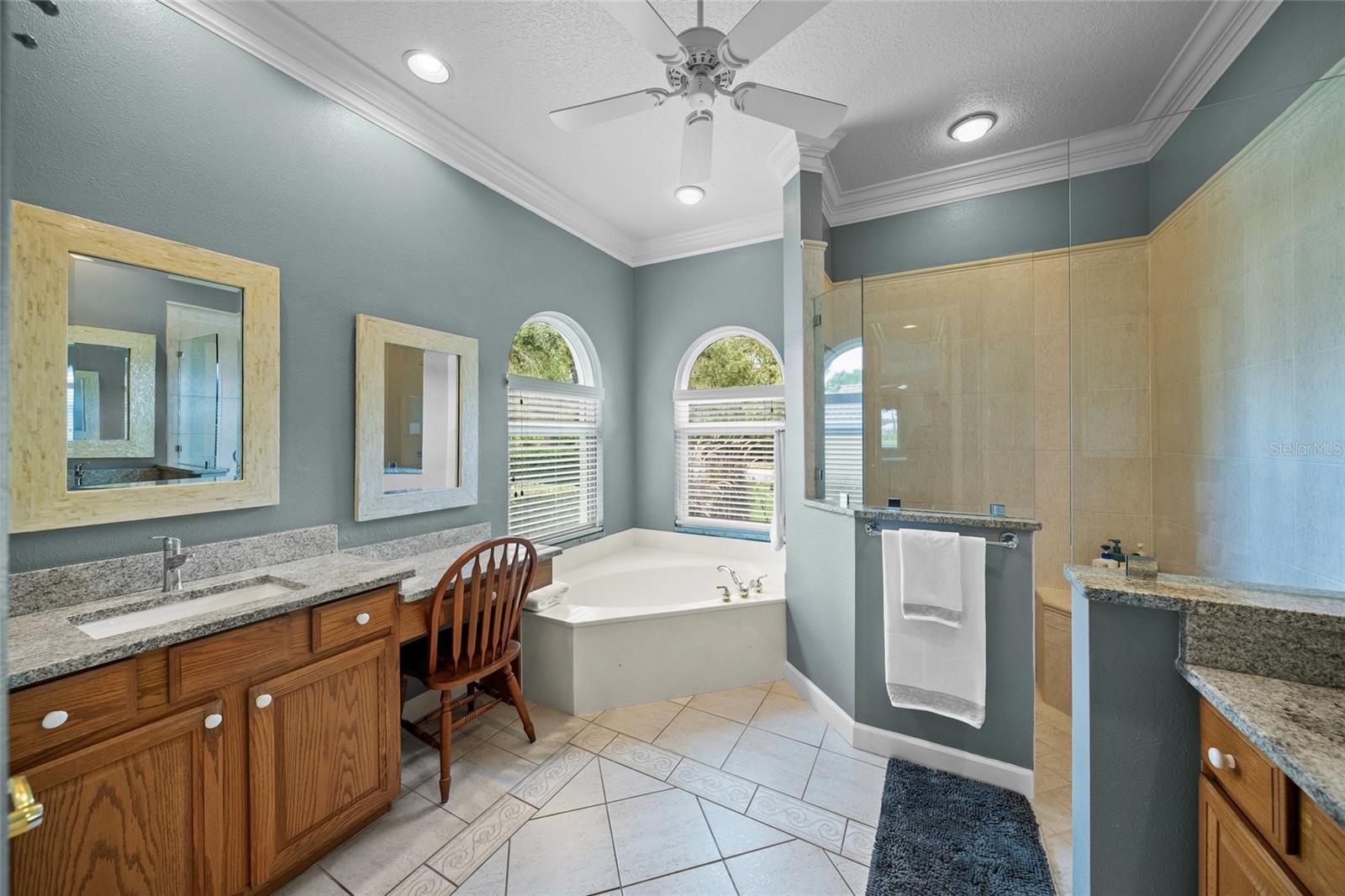 A4660211 Property Photo