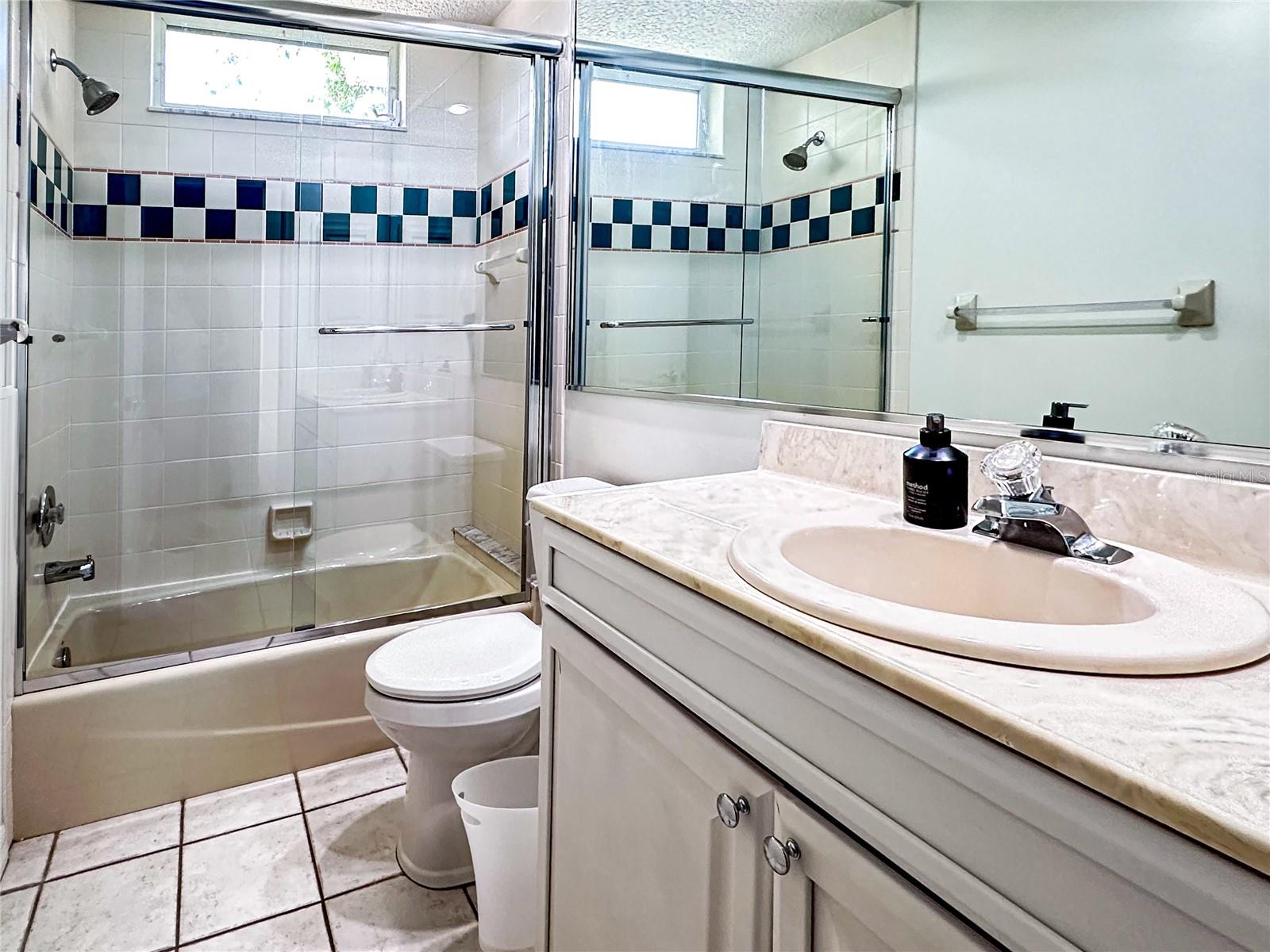 C7512873 Property Photo