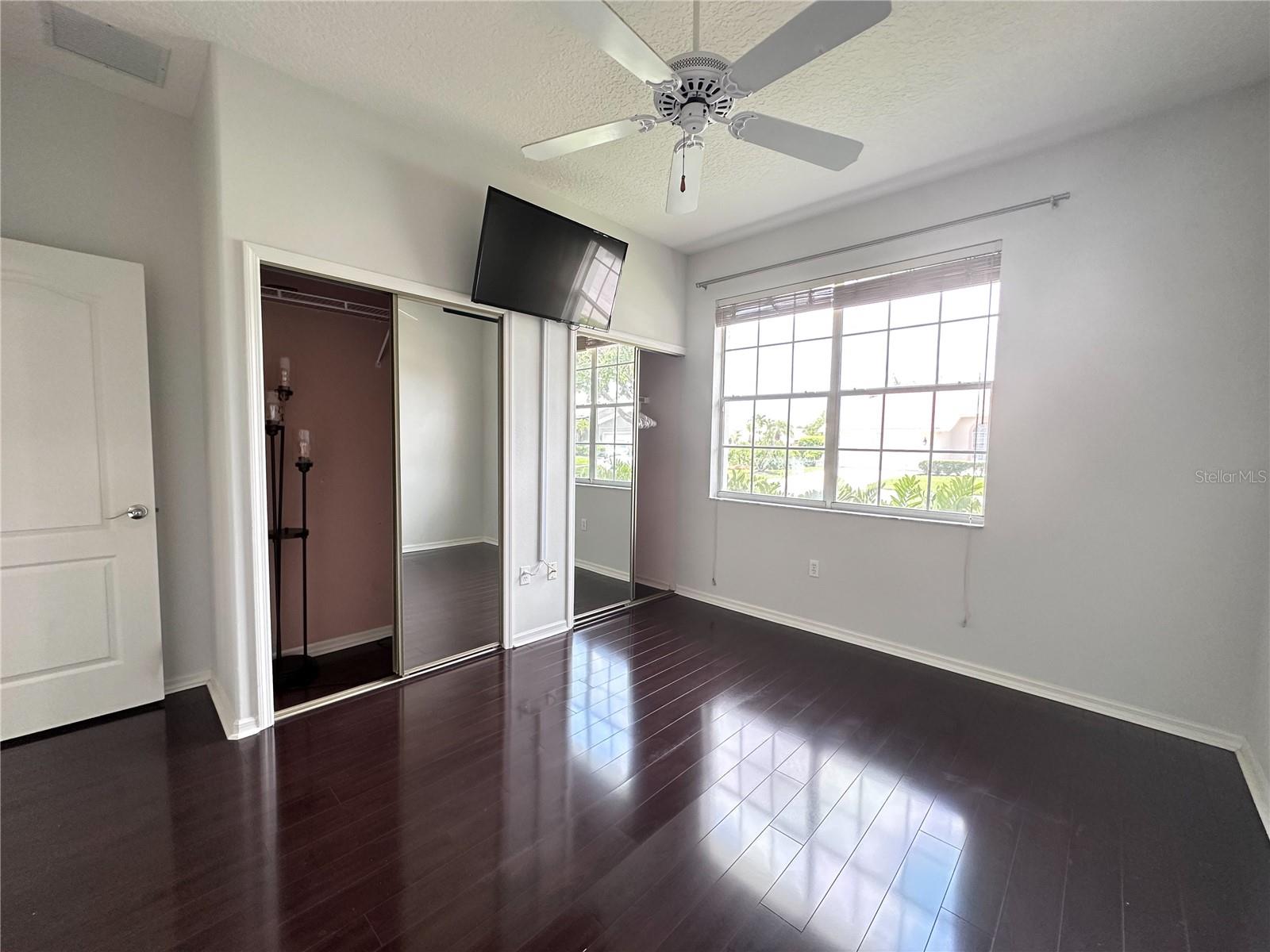 C7512873 Property Photo