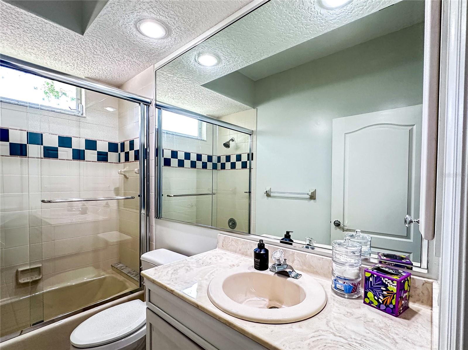 C7512873 Property Photo