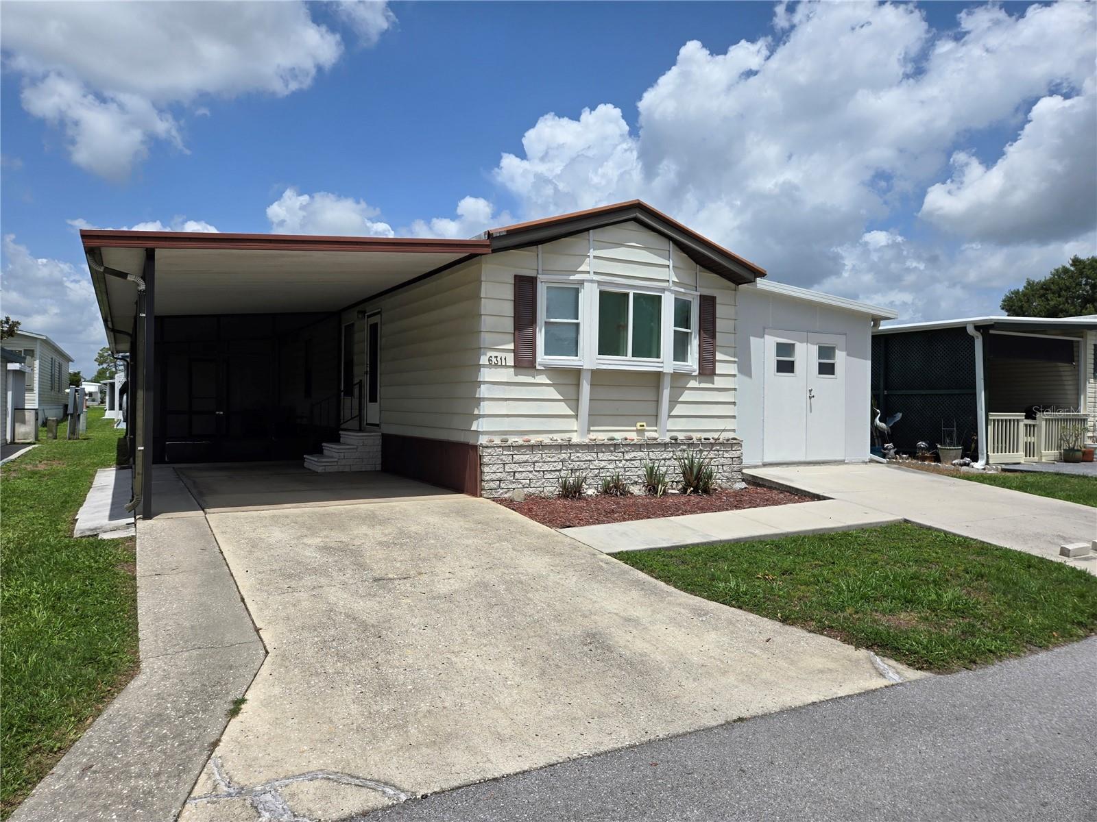 TB8411579 Property Photo