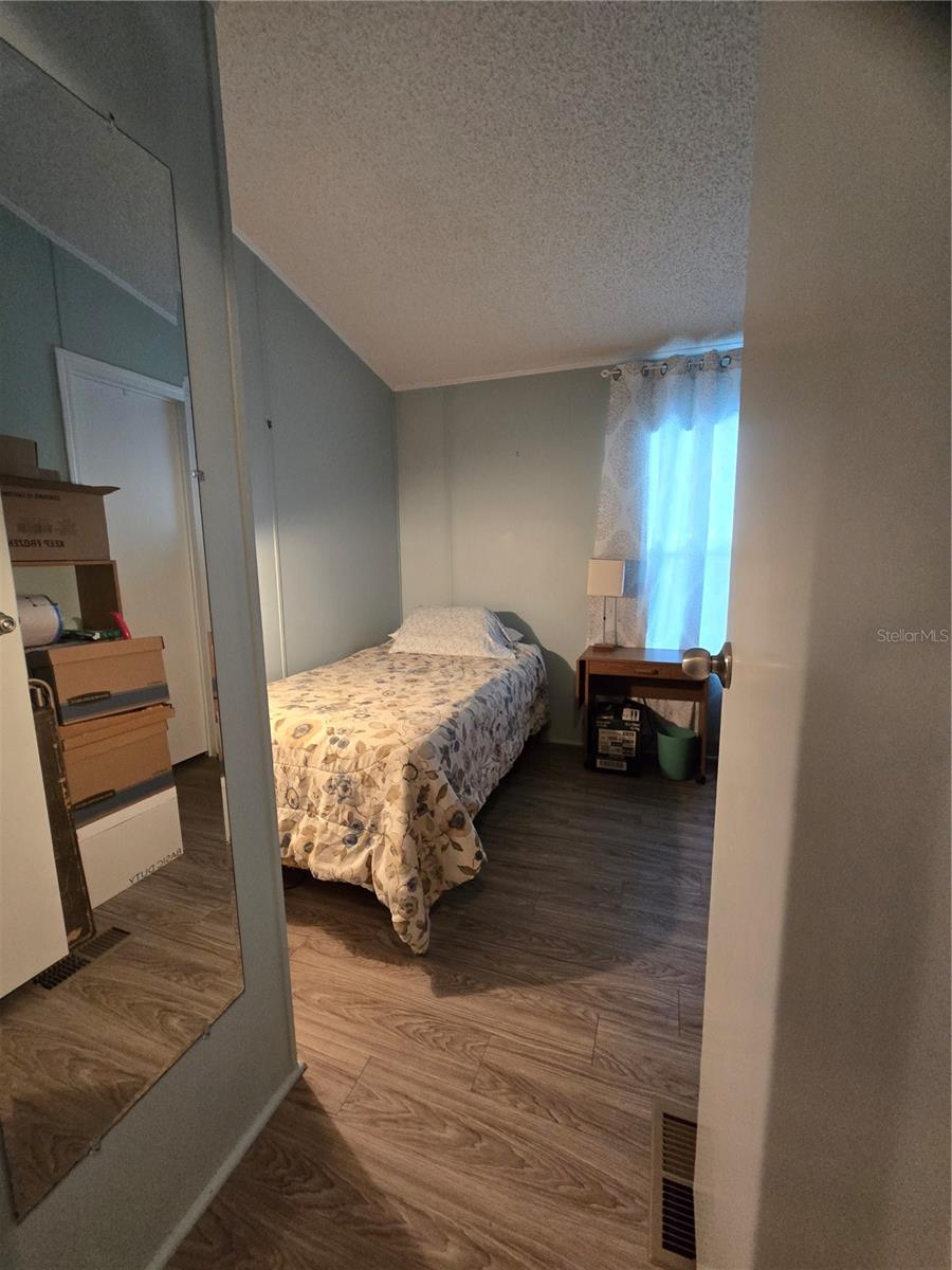 TB8411579 Property Photo