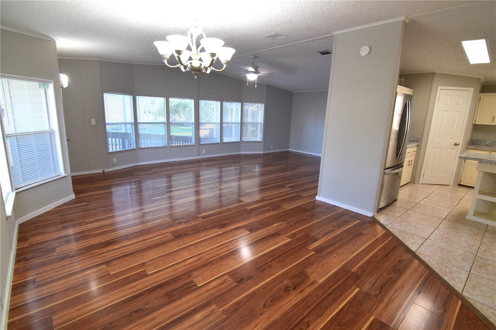 O6330885 Property Photo