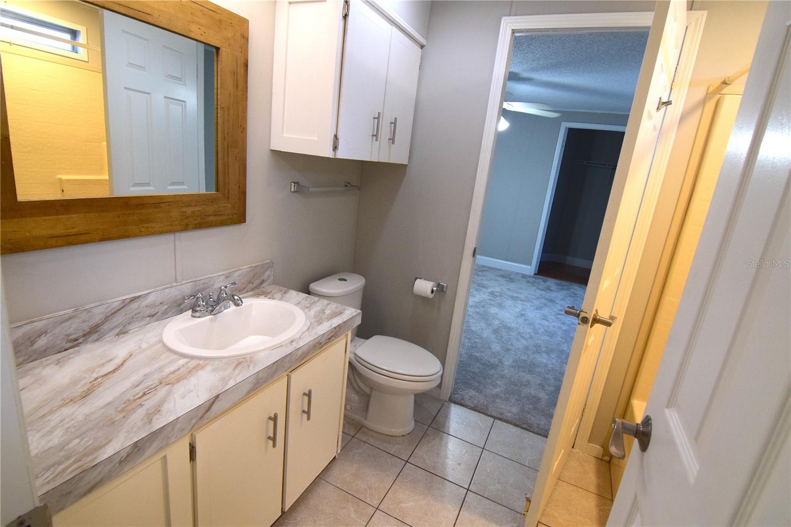 O6330885 Property Photo