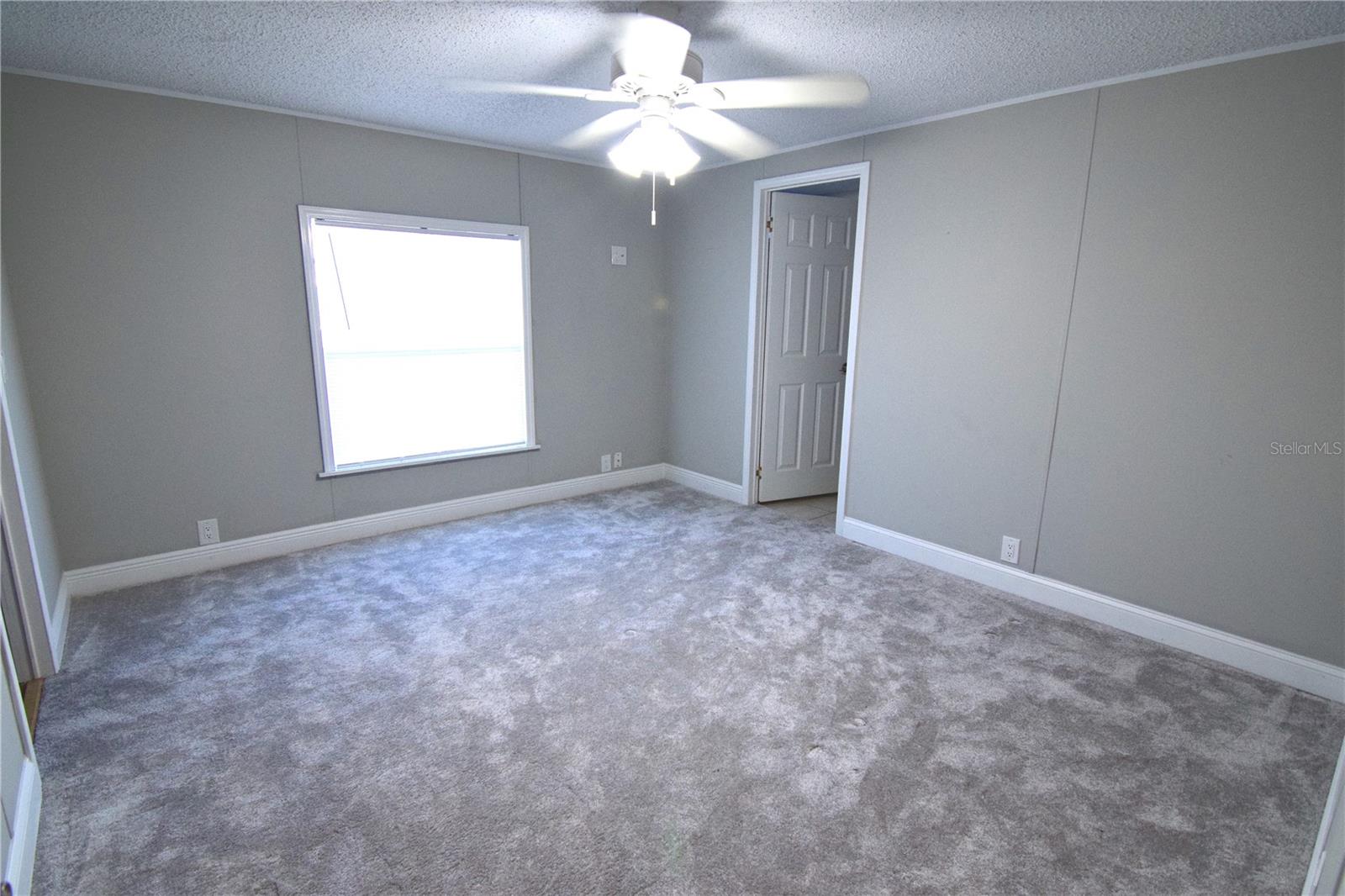 O6330885 Property Photo