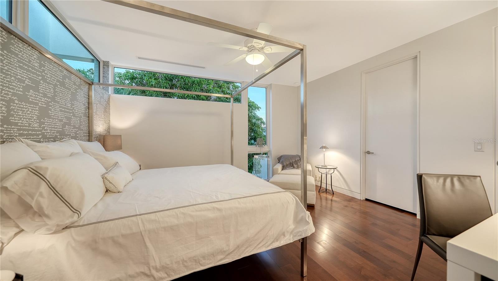 A4660230 Property Photo