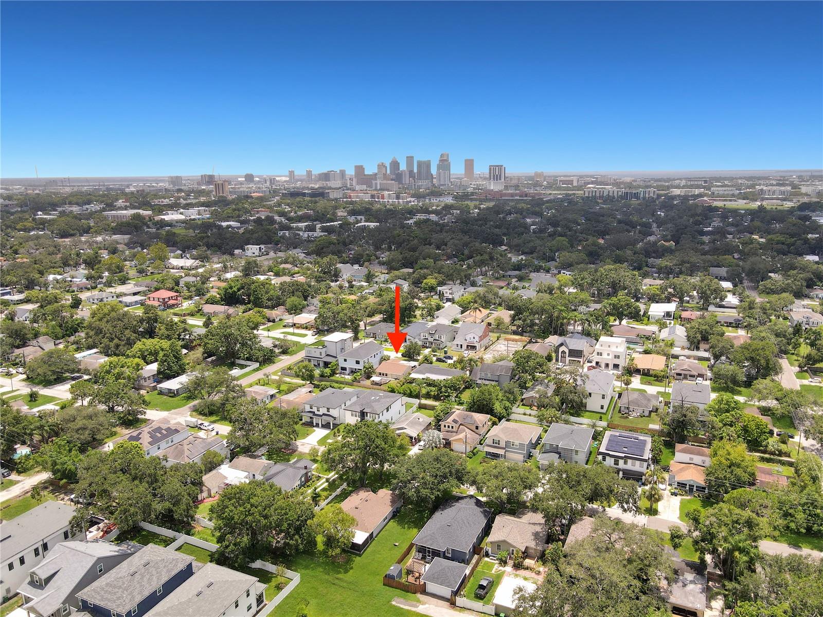 805 W BRADDOCK ST, TAMPA, FL, 33603