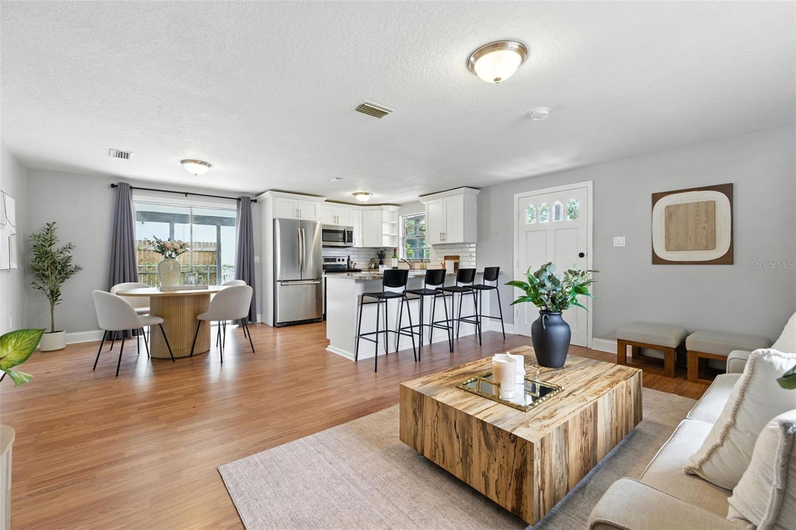 1805 E KNOLLWOOD ST, TAMPA, FL, 33610