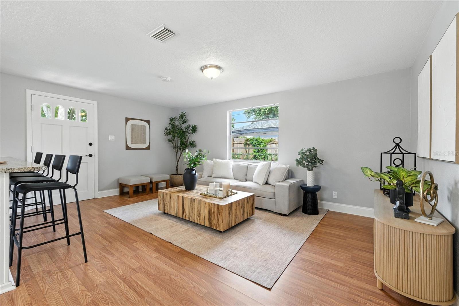 1805 E KNOLLWOOD ST, TAMPA, FL, 33610