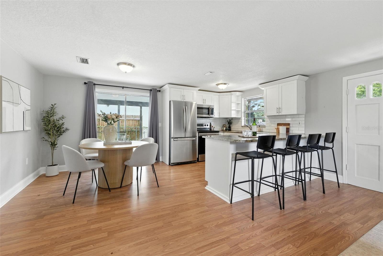 1805 E KNOLLWOOD ST, TAMPA, FL, 33610