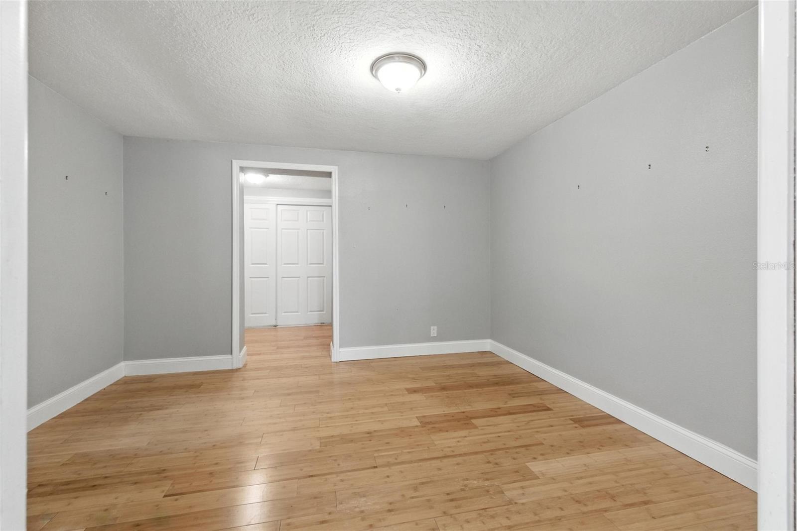 1805 E KNOLLWOOD ST, TAMPA, FL, 33610