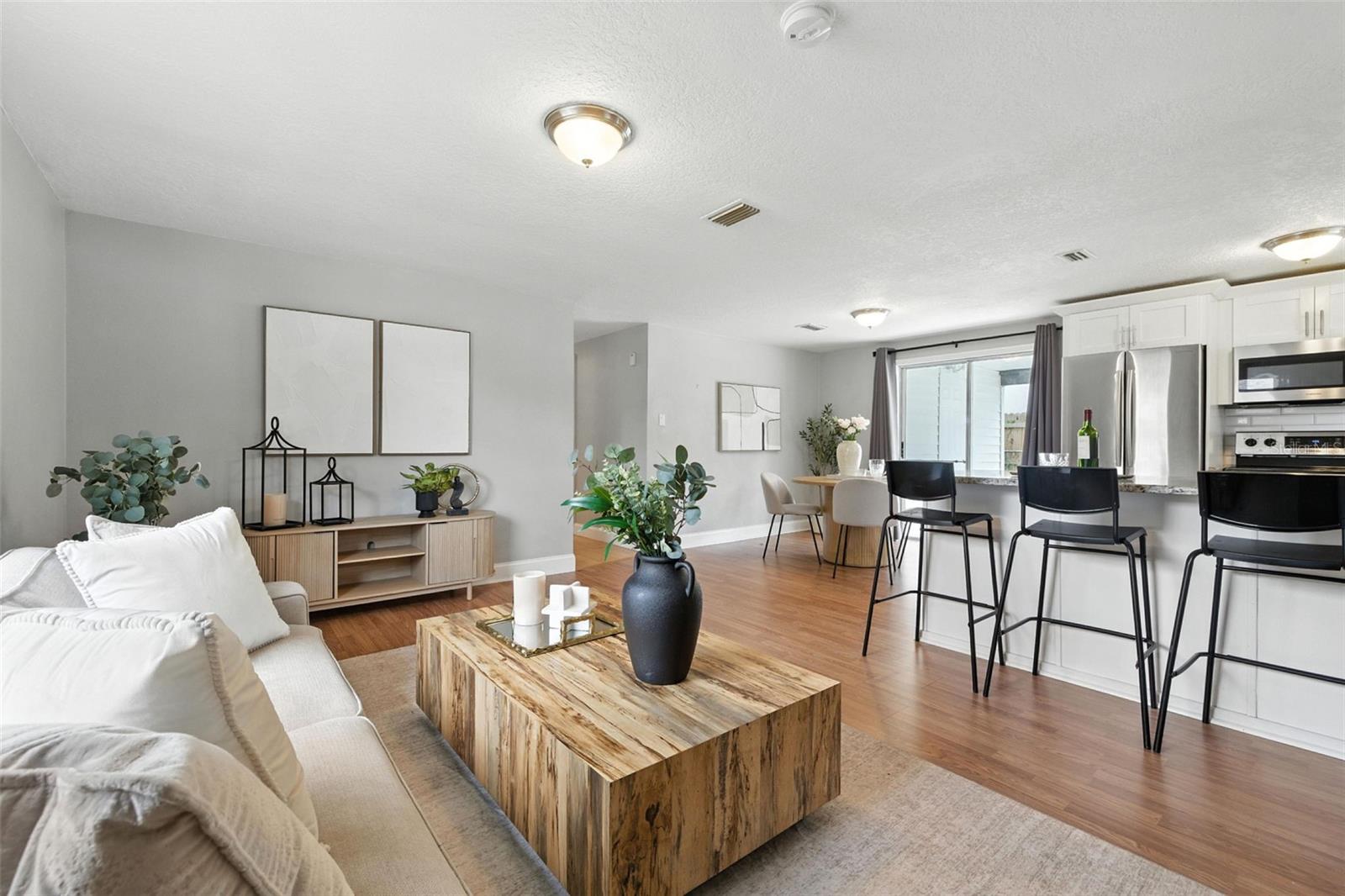 1805 E KNOLLWOOD ST, TAMPA, FL, 33610