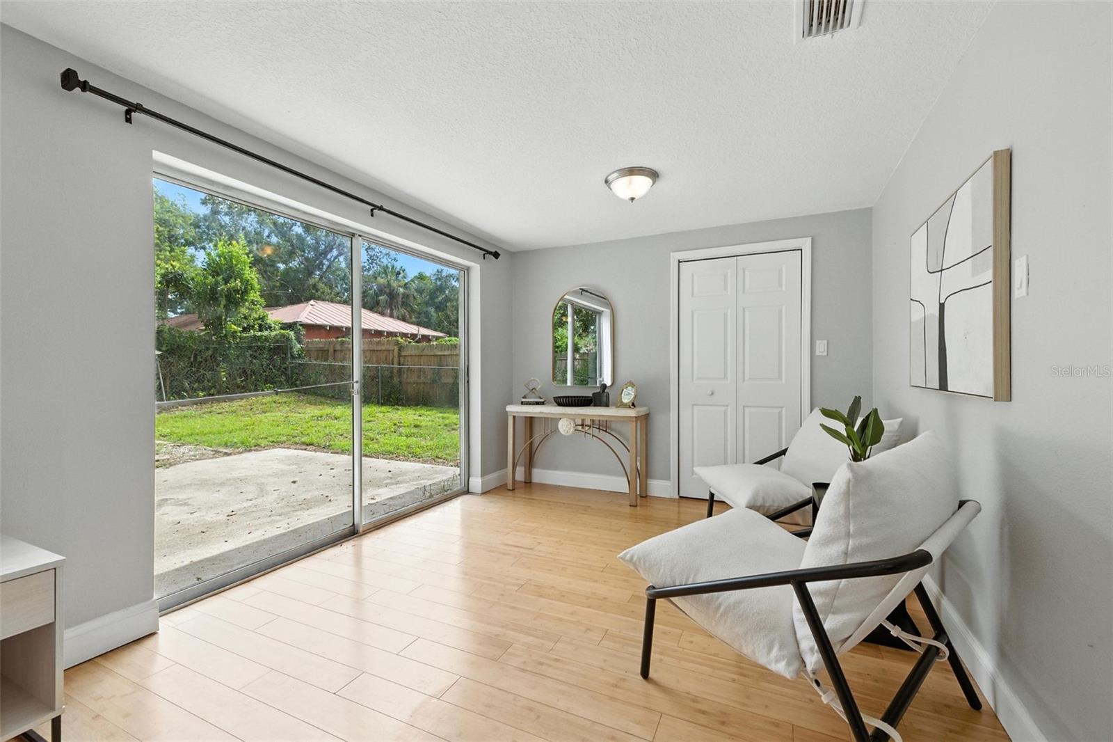 1805 E KNOLLWOOD ST, TAMPA, FL, 33610