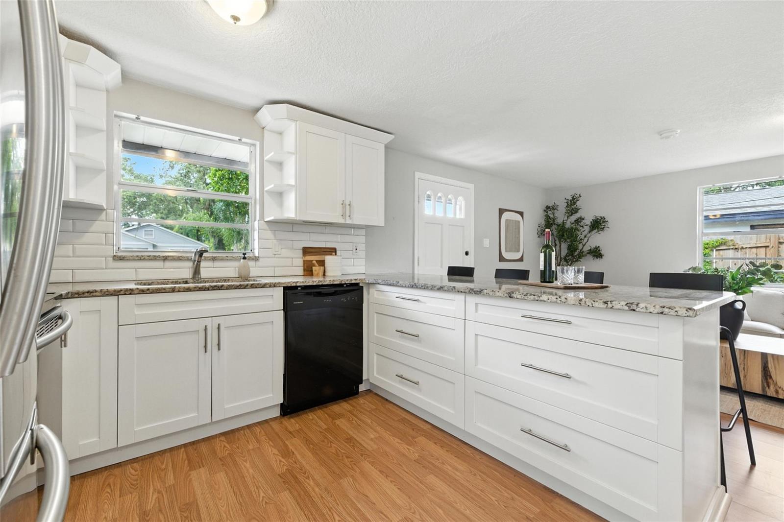 1805 E KNOLLWOOD ST, TAMPA, FL, 33610