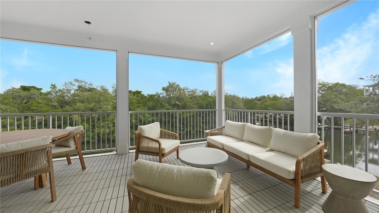 TB8411675 Property Photo