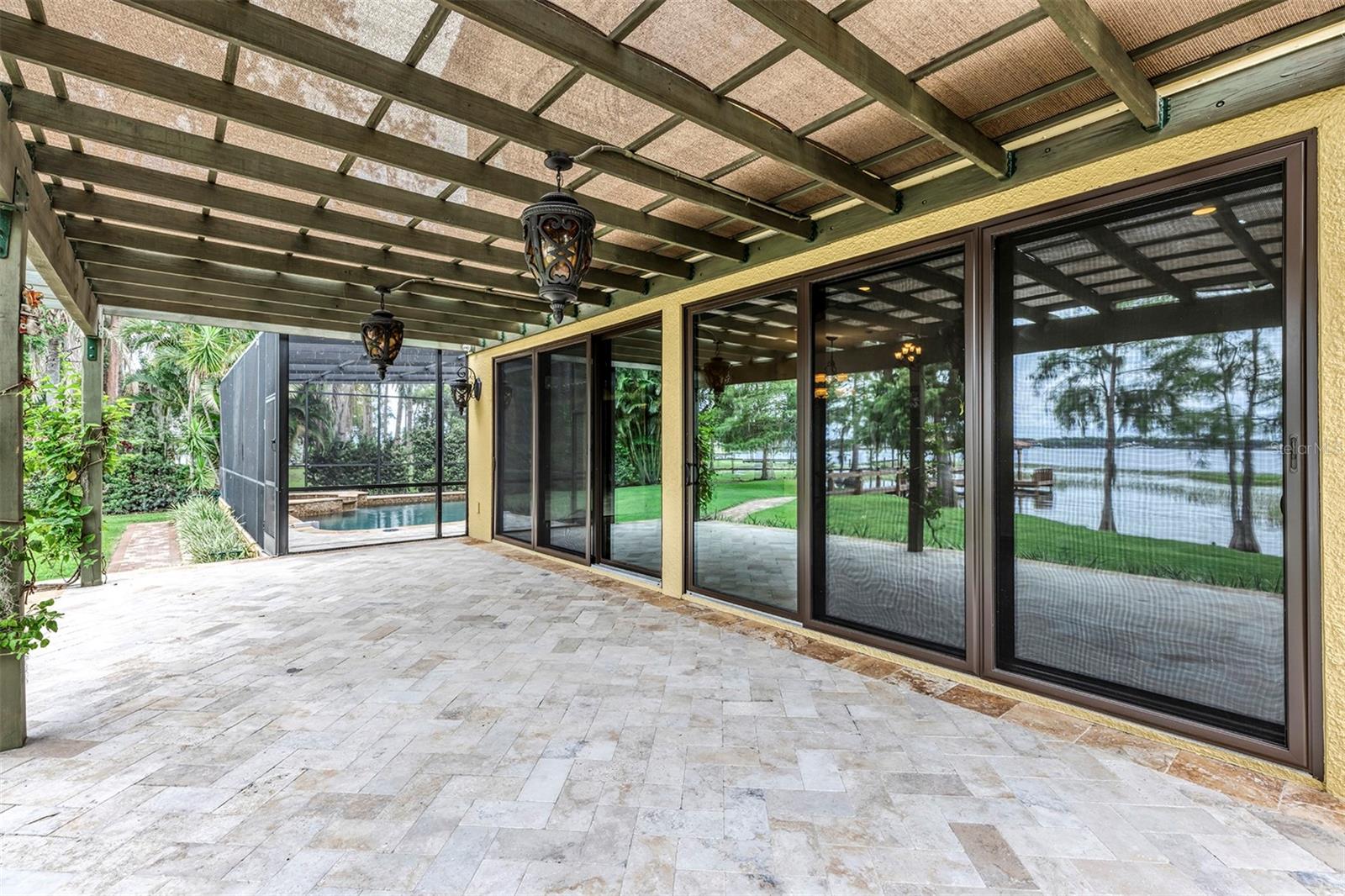 O6330959 Property Photo