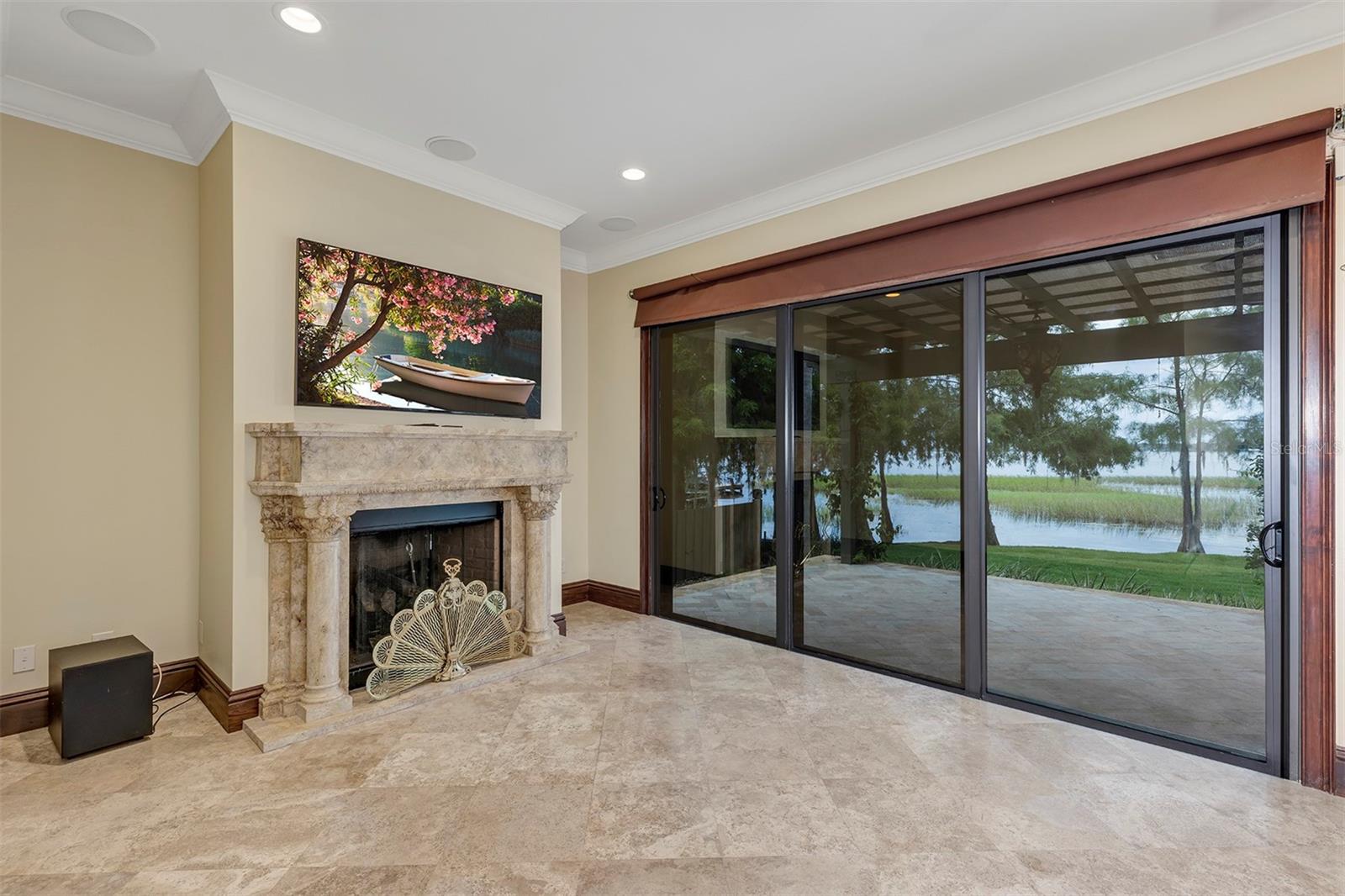 O6330959 Property Photo