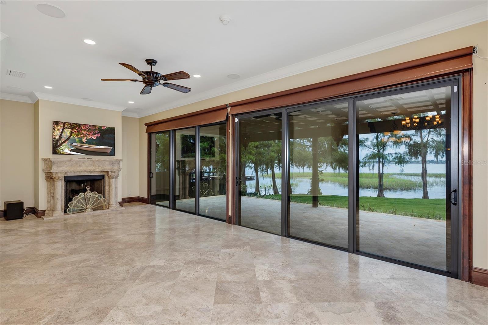 O6330959 Property Photo