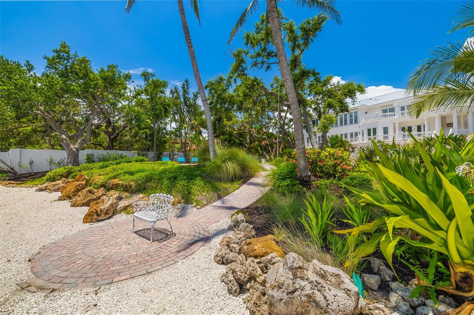 A4660258 Property Photo