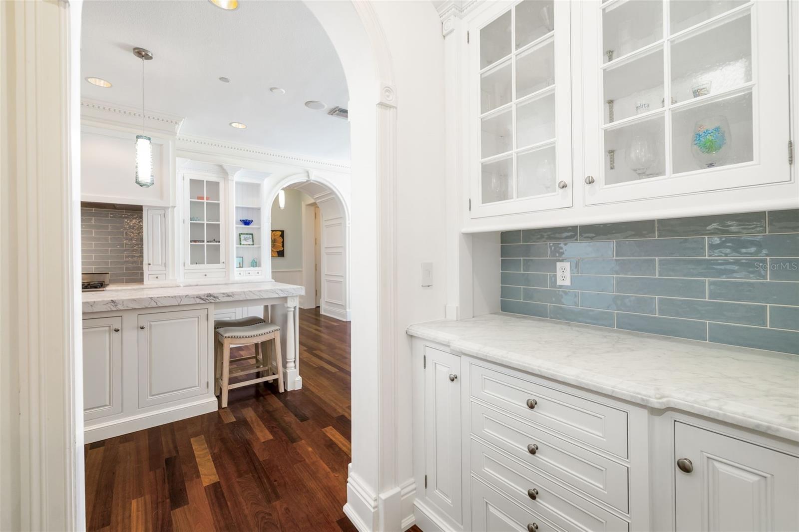 A4660258 Property Photo