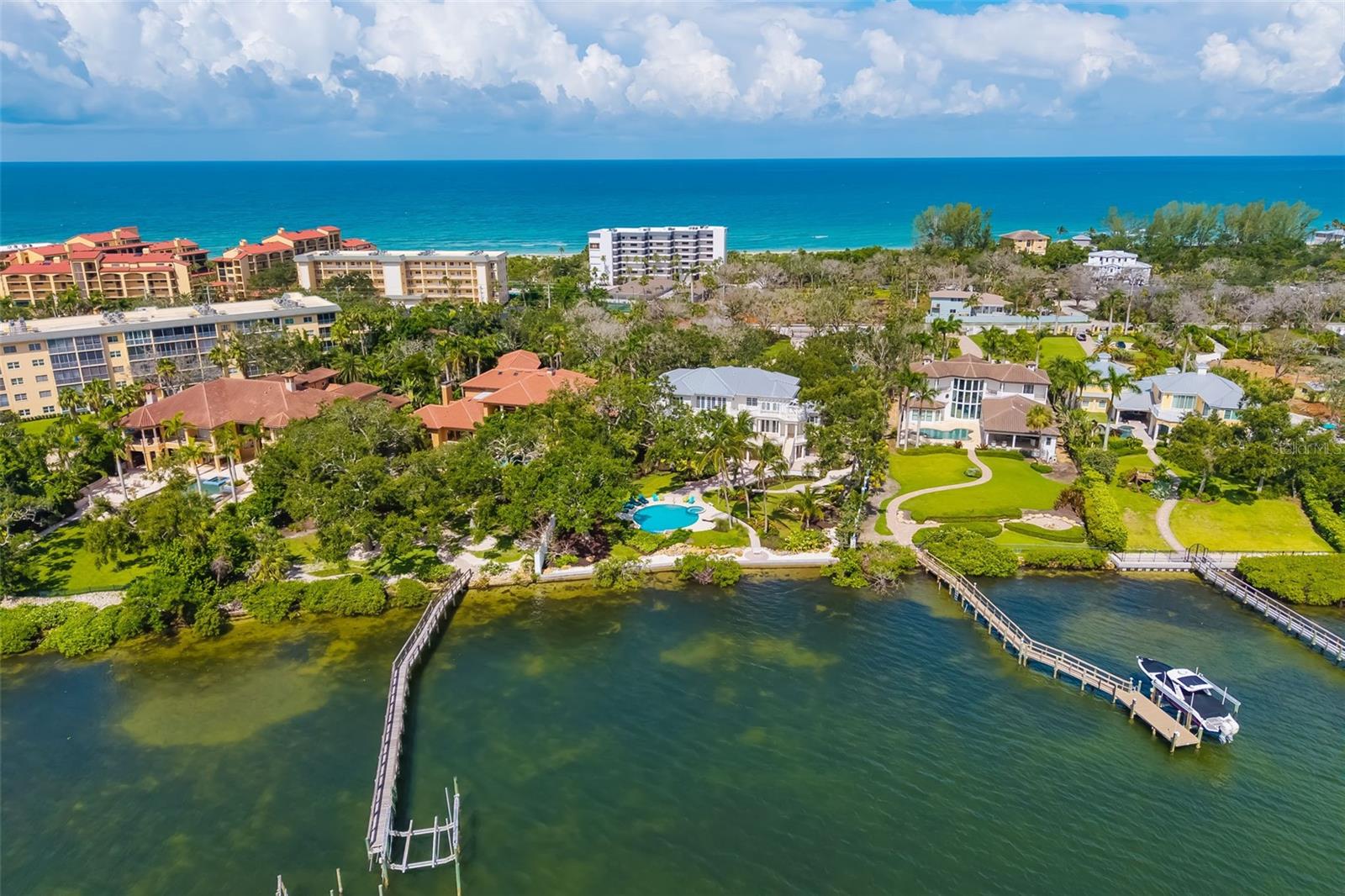 A4660258 Property Photo