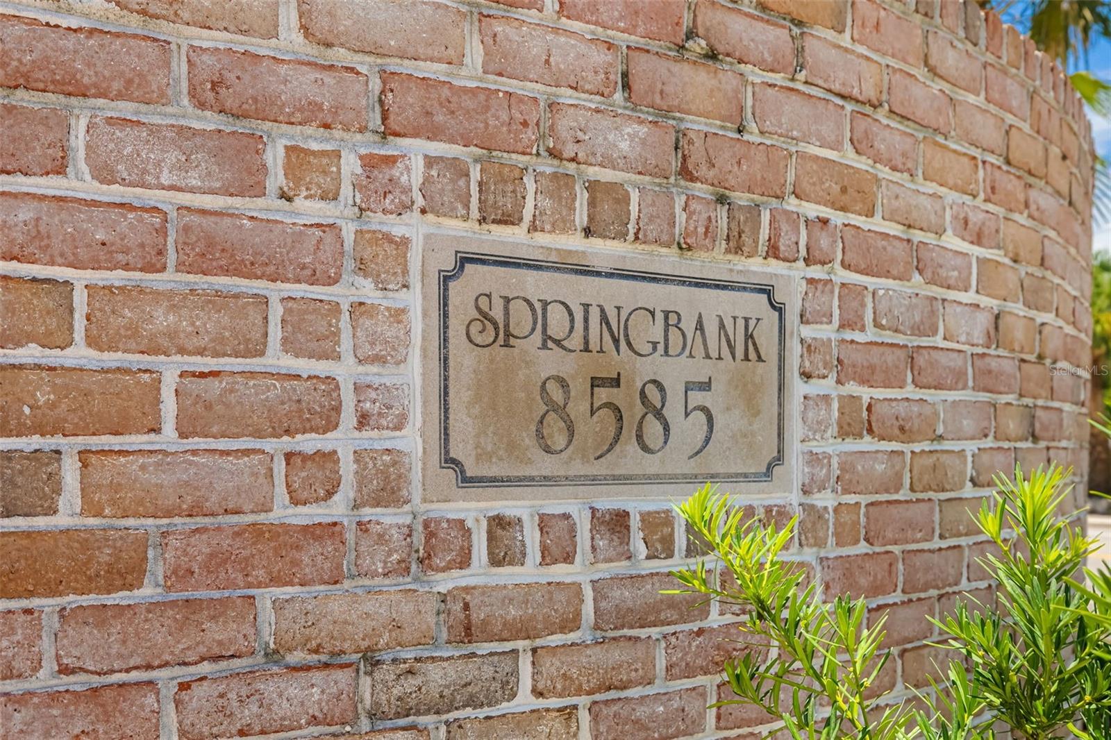 A4660258 Property Photo