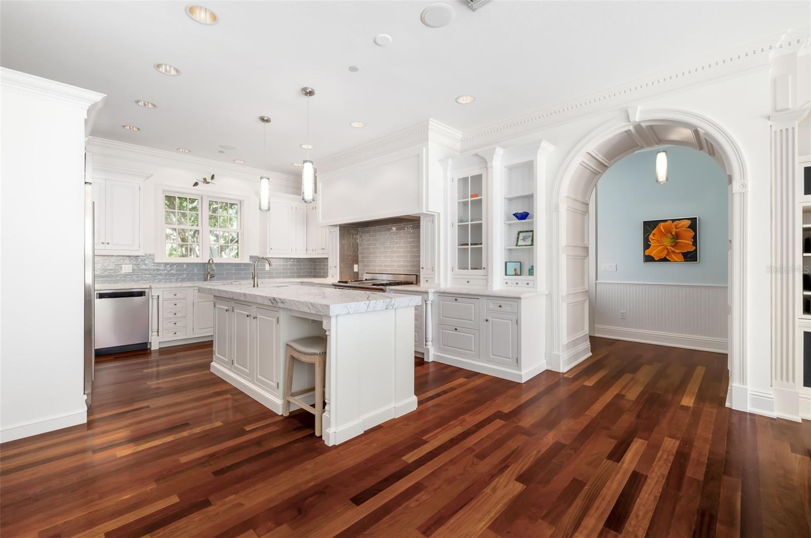 A4660258 Property Photo