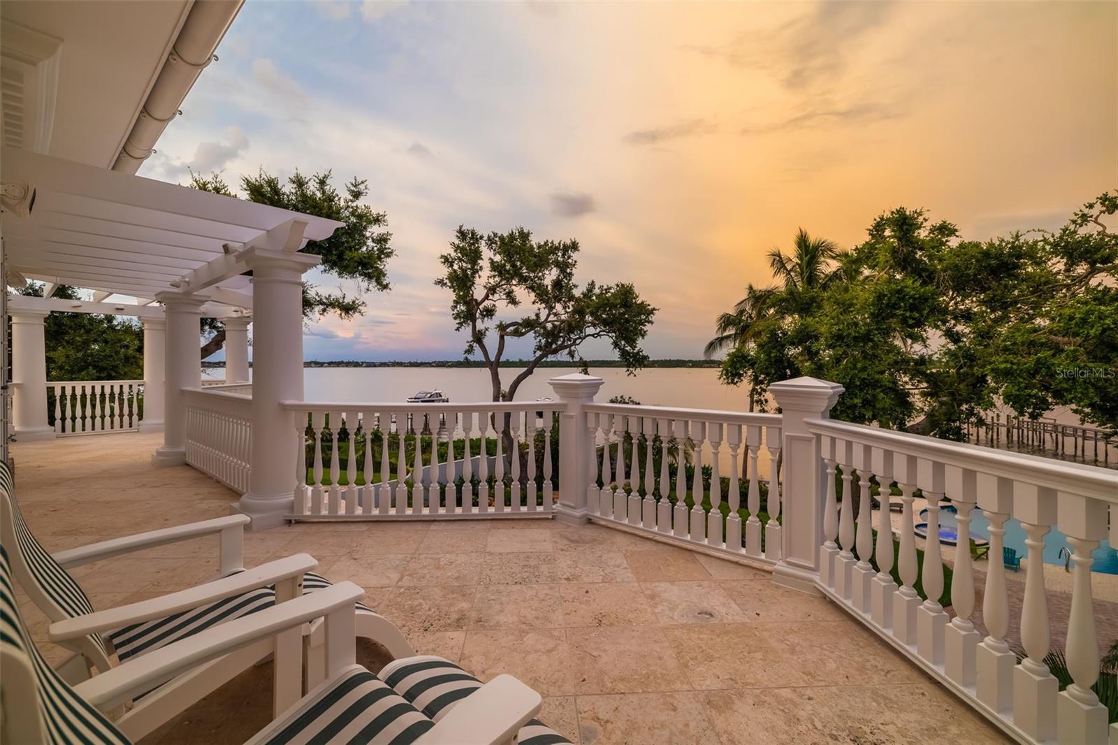 A4660258 Property Photo