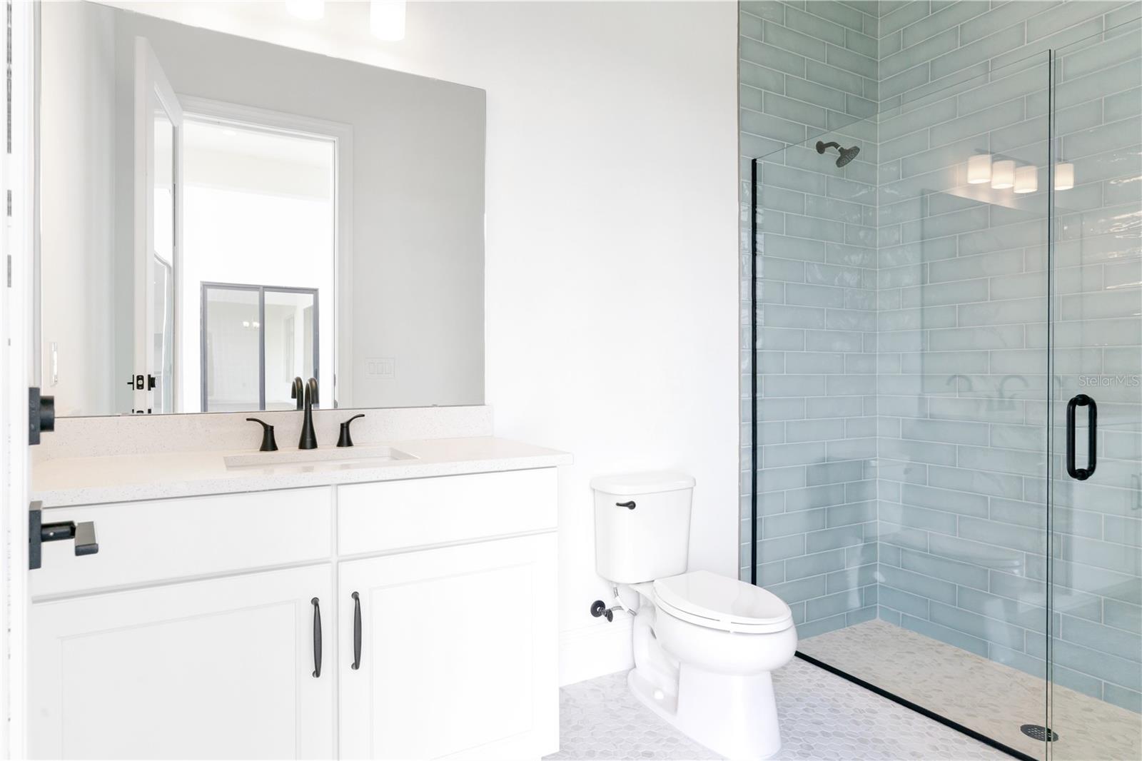 O6331025 Property Photo