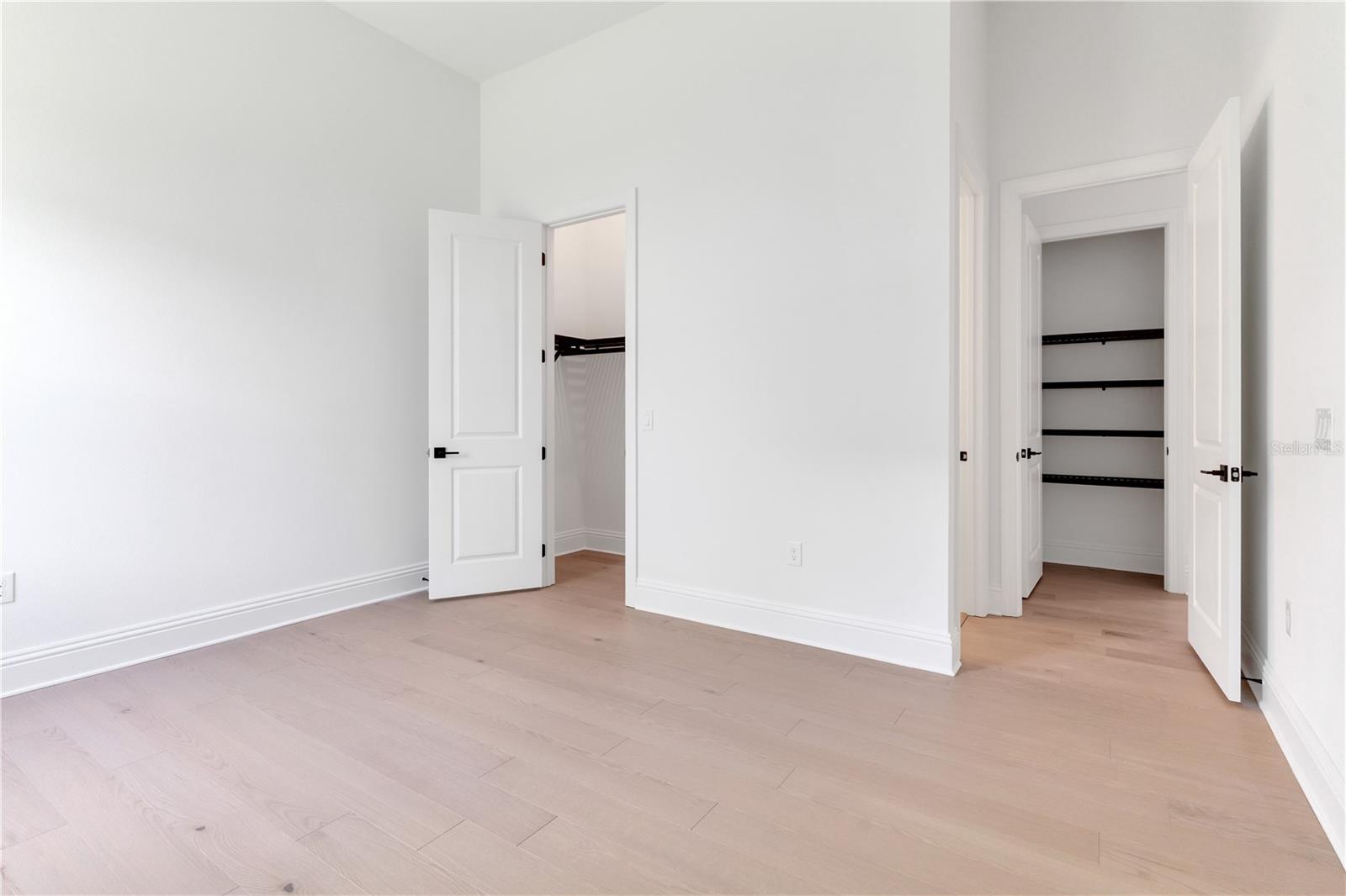 O6331025 Property Photo