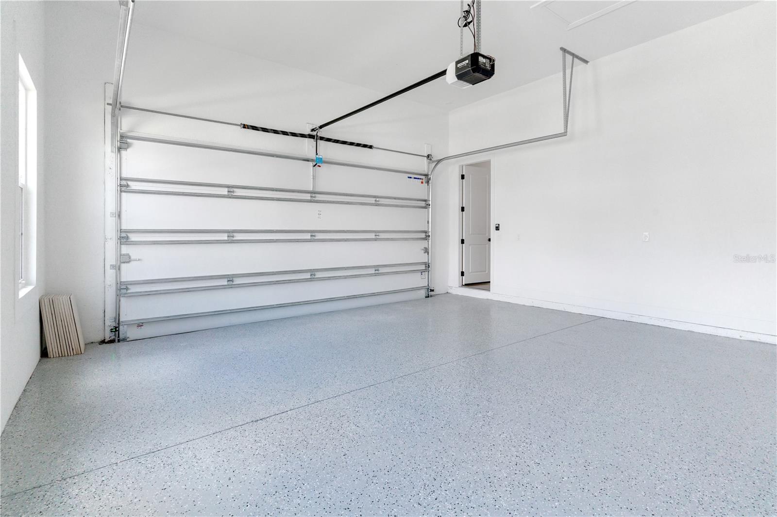 O6331025 Property Photo