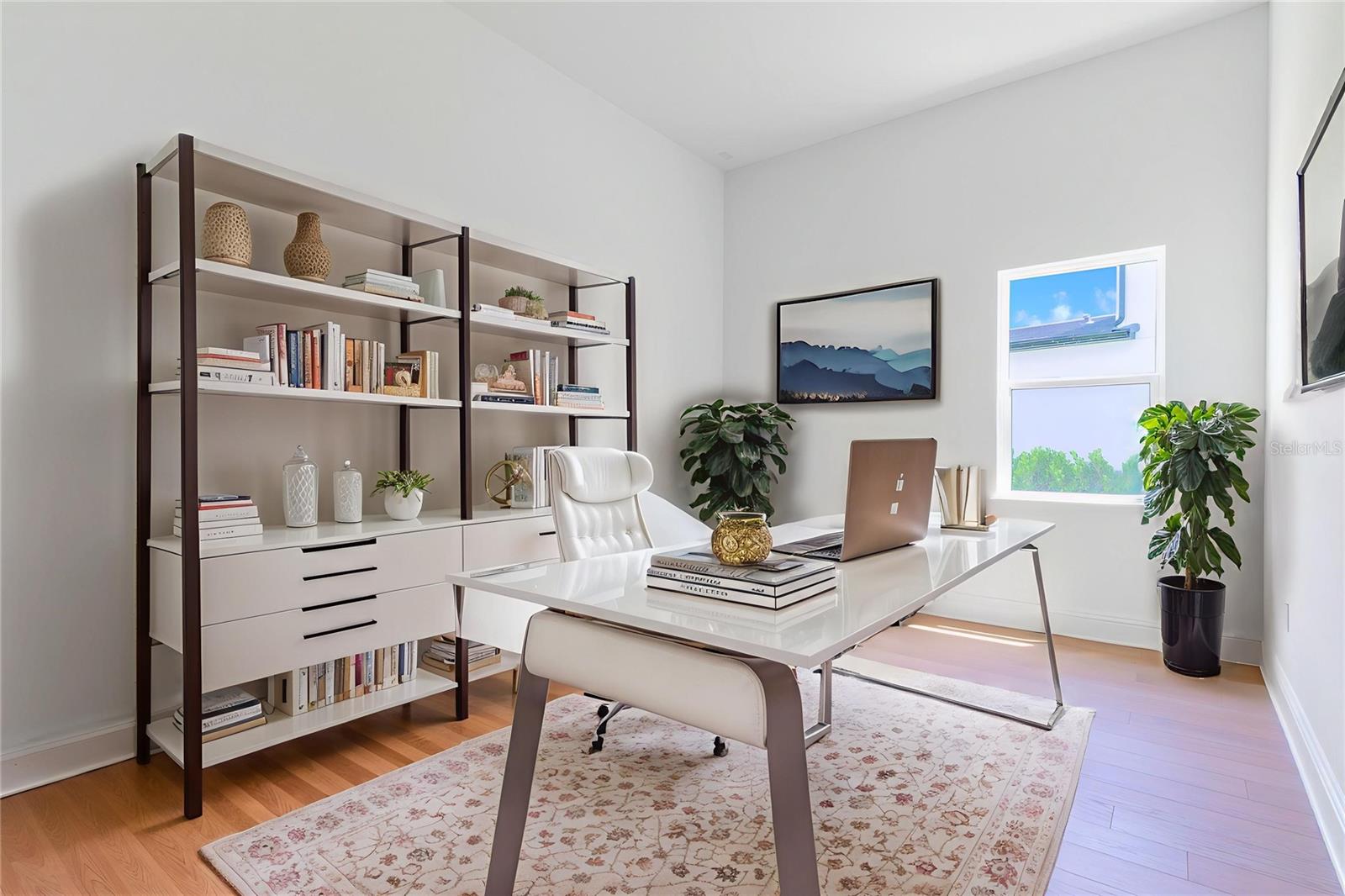 O6331025 Property Photo