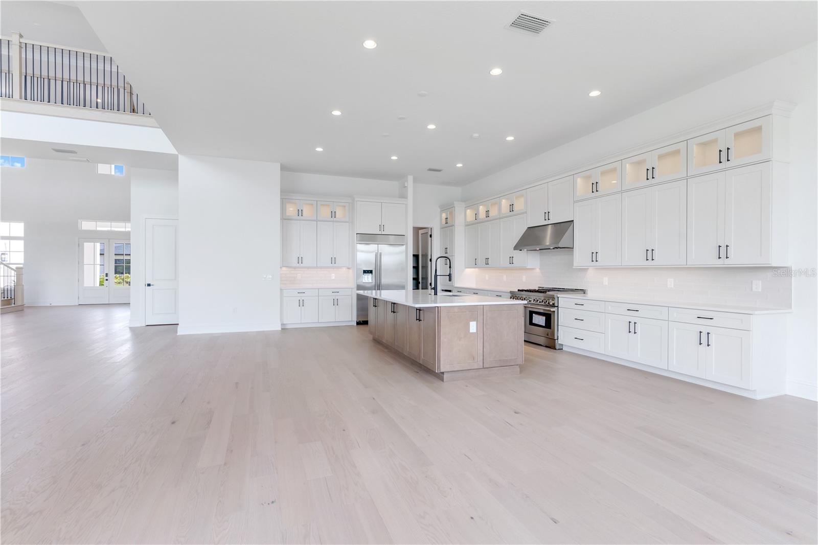 O6331025 Property Photo